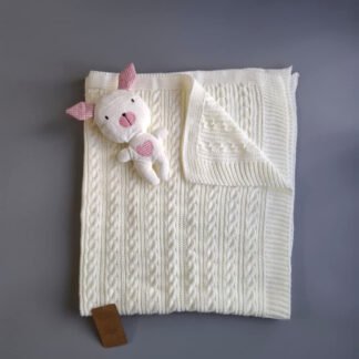 Customized baby set by Yara's Embroidery Lebanon - ملابس بيبي مخصصة في لبنان