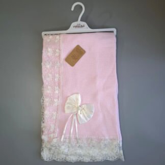 Customized baby set by Yara's Embroidery Lebanon - ملابس بيبي مخصصة في لبنان