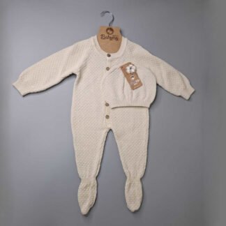 Customized baby set by Yara's Embroidery Lebanon - ملابس بيبي مخصصة في لبنان